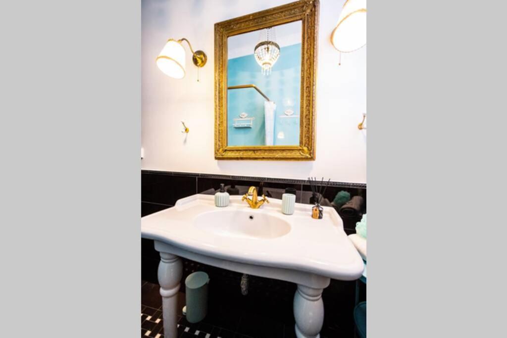 Luxurious Apartment Bella Lux In City Center With Free Parking Included! Split Bagian luar foto